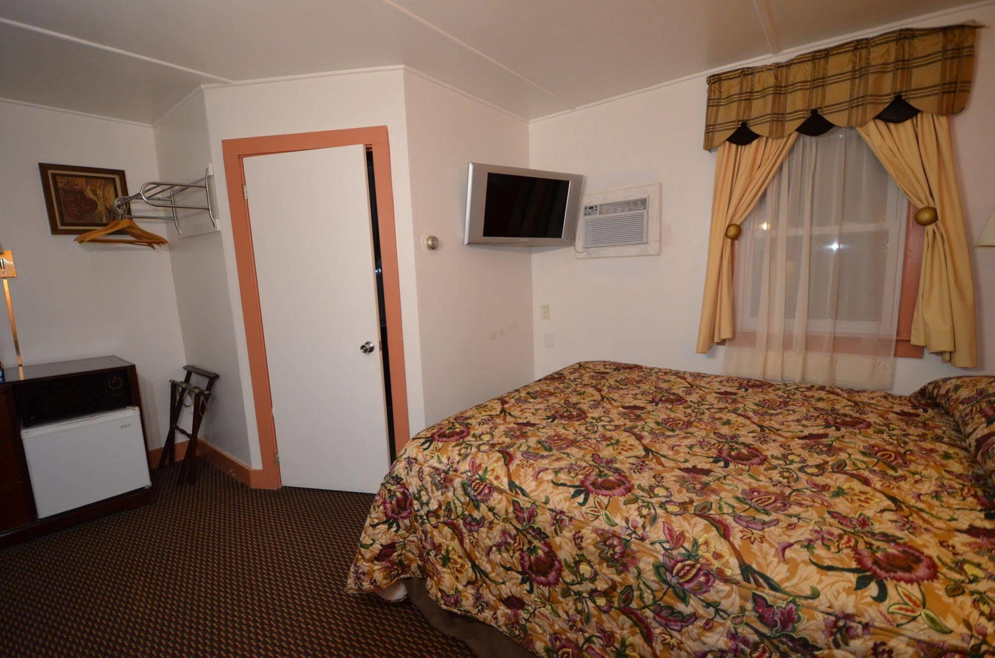 Williamstown Motel Buitenkant foto